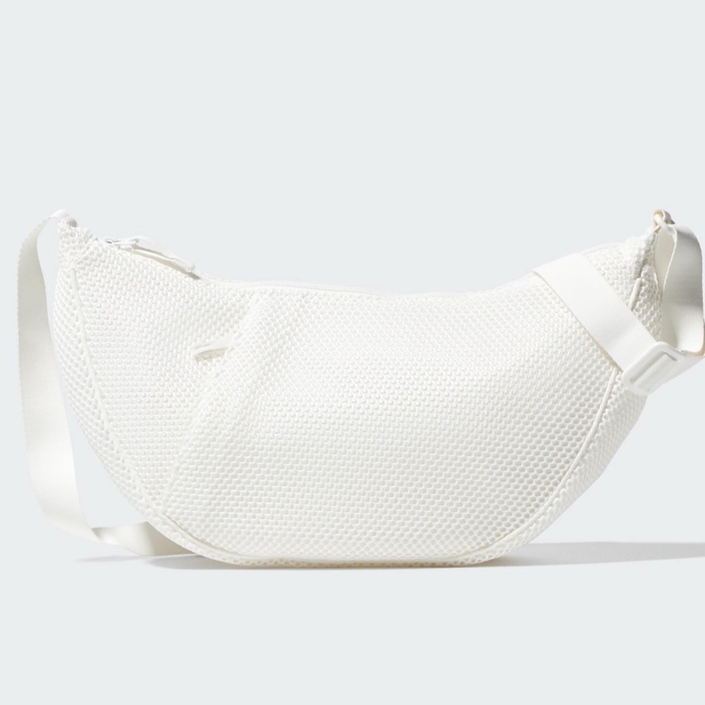 Uniqlo Round Shoulder Bag in White Mesh (Larger size)